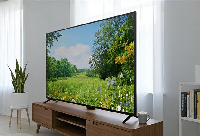 Massive 75-Inch 4K UHD Smart TV – Excellent Condition!